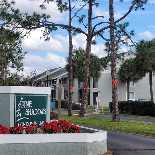4-4375 White Pine Ave, ORLANDO, FL, 32811-4716 | Card Image