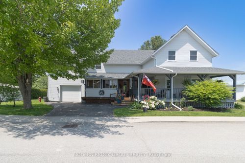 36 Wellington St E, Athens, ON, K0E1B0 | Card Image