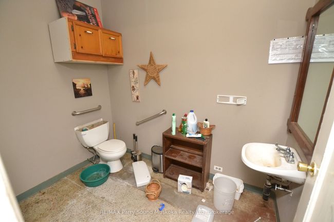 1672 Highway 69 Highway, Home with 0 bedrooms, 0 bathrooms and null parking in The Archipelago ON | Image 14