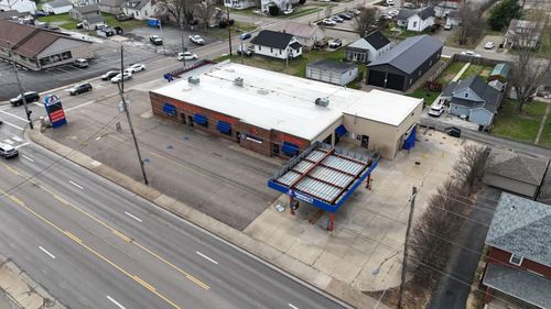 2415 Maple Ave, Zanesville, OH, 43701-1831 | Card Image