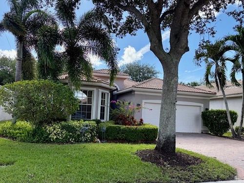 8266 Sandpiper Glen Dr, Lake Worth, FL, 33467-6946 | Card Image