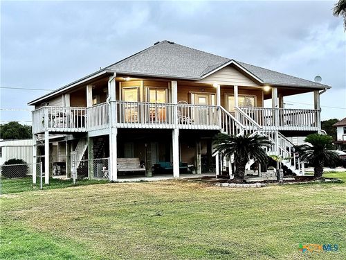 2507 W Bayshore Dr, Palacios, TX, 77465-1461 | Card Image