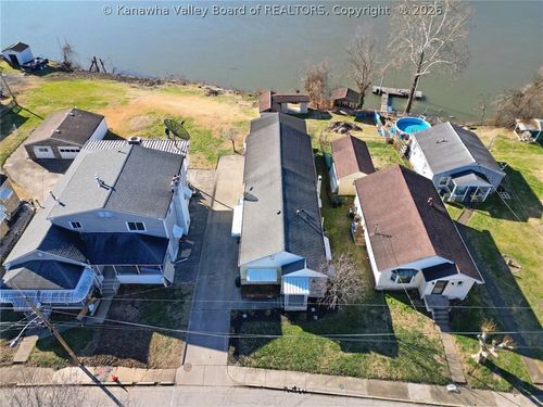 2211 W Virginia Ave, Dunbar, WV, 25064-2335 | Card Image