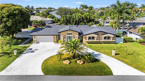 3301 Ne 27th Ave, Lighthouse Point, FL, 33064-8111 | Card Image