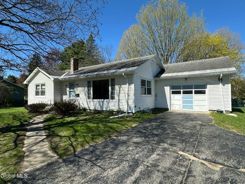 427 Ridge Road, Queensbury, NY, 12804 | Card Image