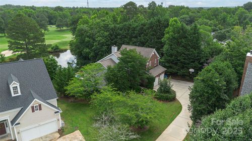 7704 Ninth Fairway Ln, Mint Hill, NC, 28227-6887 | Card Image