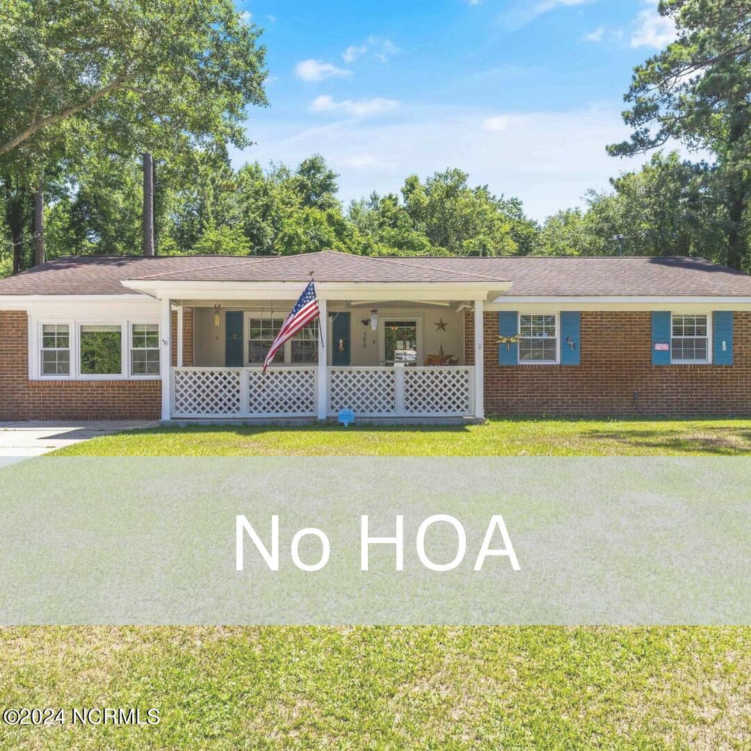 Manet Rd, Wilmington, NC 28412