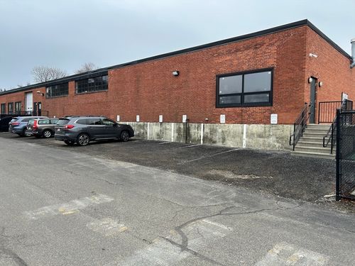 29 Emerson Ave, Gloucester, MA, 01930-2556 | Card Image