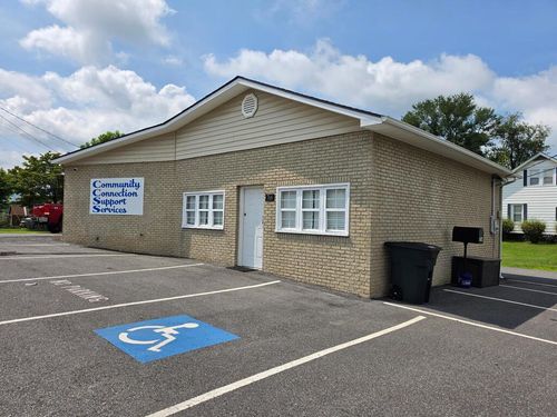 766 Chatham Hill Rd, Marion, VA, 24354-2057 | Card Image