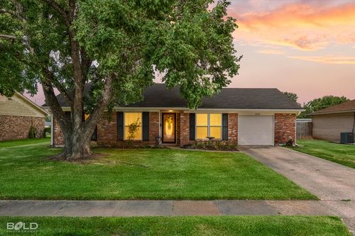 3520 Glasscock Ave, Bossier City, LA, 71112-3737 | Card Image