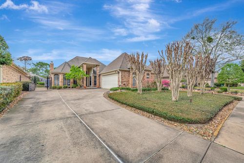 2019 Spring Field Rd, Houston, TX, 77062-4749 | Card Image