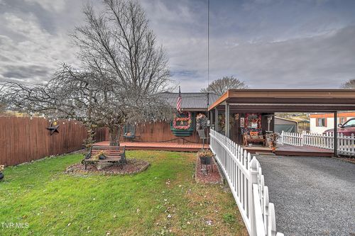 227 Old Beason Well Rd, Kingsport, TN, 37660-1944 | Card Image