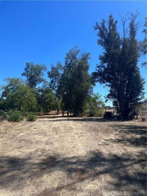 24520 State Highway 74, Perris, CA, 92570-9665 | Card Image