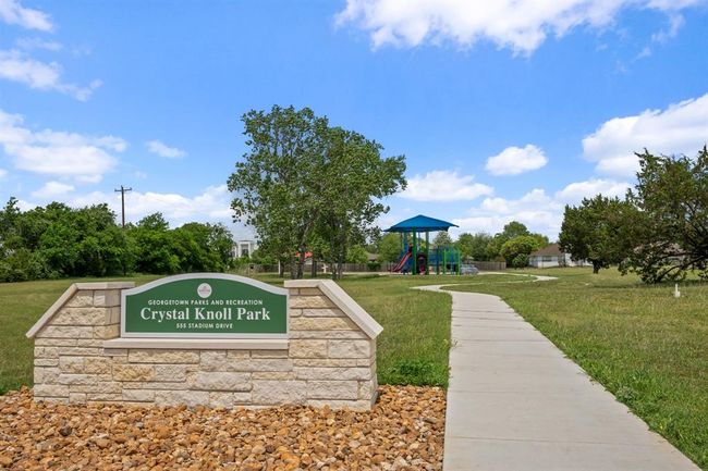 906 Jasmine Trl, House other with 3 bedrooms, 2 bathrooms and 4 parking in Georgetown TX | Image 27