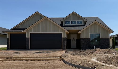8324 W Waterway Ct, Maize, KS, 67101-8903 | Card Image
