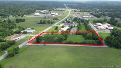 901 N State Highway 82, Home with 0 bedrooms, 0 bathrooms and null parking in Locust Grove OK | Image 2