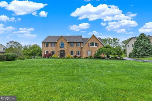 31 Ivy League Dr, KUTZTOWN, PA, 19530-9206 | Card Image
