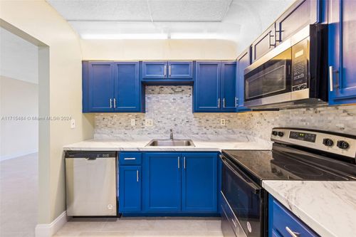 apt-206k-2860 Somerset Dr, Lauderdale Lakes, FL, 33311-9364 | Card Image