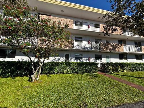 105-6005 Del Lago Cir, Sunrise, FL, 33313-6349 | Card Image