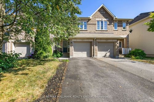 31 Saddlesmith Cir, Kanata, ON, K2M2Y8 | Card Image
