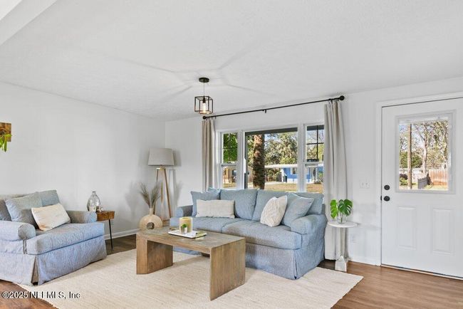 451 Sargo Rd, House other with 3 bedrooms, 2 bathrooms and null parking in ATLANTIC BEACH FL | Image 5