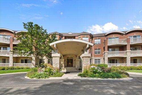 115-950 Augusta Way, Highland Park, IL, 60035-1842 | Card Image