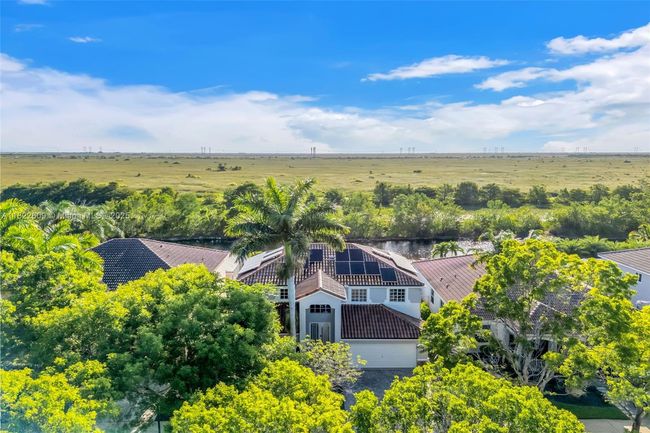 942 Lavender Cir, House other with 4 bedrooms, 3 bathrooms and null parking in Weston FL | Image 54