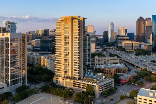 2207-2200 Victory Ave, Dallas, TX, 75219-7683 | Card Image