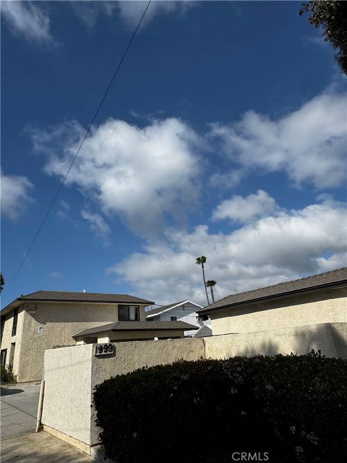 202-1999 Maple Ave, Costa Mesa, CA, 92627-5563 | Card Image