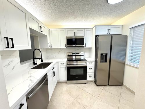 205-6649 Somerset 205 Drive, Boca Raton, FL, 33433 | Card Image