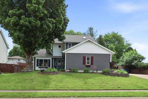 4367 Winston Place, Bettendorf, IA, 52722 | Card Image