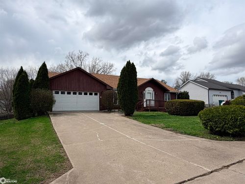 1612 Dogwood Dr, Fairfield, IA, 52556-4149 | Card Image