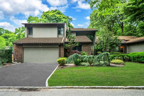 298 Vista Dr, Jericho, NY, 11753-2807 | Card Image