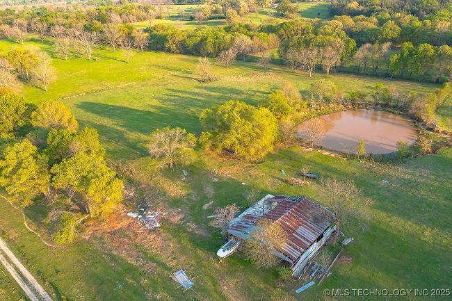 10548 S Highway 109 A, House other with 2 bedrooms, 1 bathrooms and null parking in Lane OK | Image 12