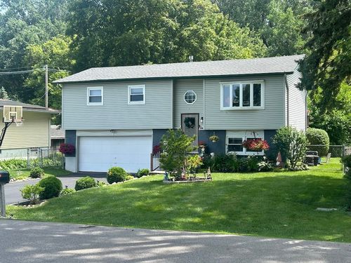 4315 Prairie Ave, McHenry, IL, 60050-3753 | Card Image