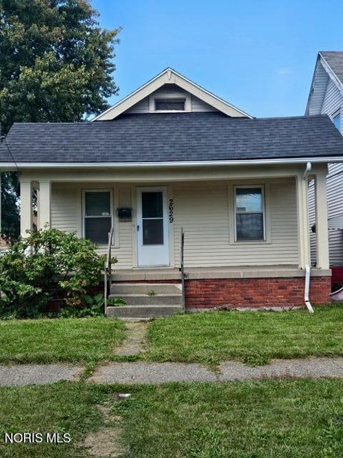 2629 Massillon St, Toledo, OH, 43605-1116 | Card Image