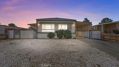 13919 Riviera Dr, Victorville, CA, 92395-4925 | Card Image