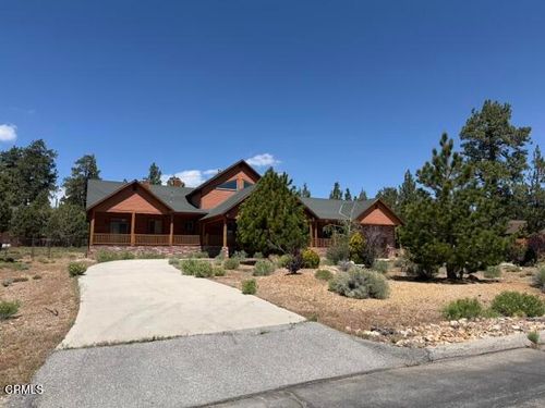 1099 Heritage Trl, Big Bear City, CA, 92314-8835 | Card Image