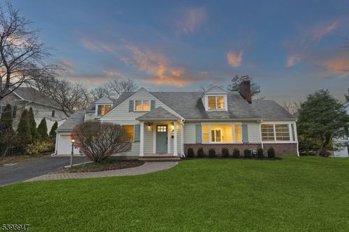 317 Summit Ave, Summit, NJ, 07901-2206 | Card Image