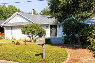 2110 E Lakeview Ave, House other with 3 bedrooms, 2 bathrooms and 2 parking in Pensacola FL | Image 1