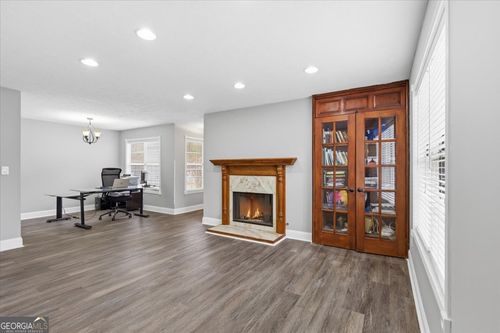 307 Glenleaf Dr, Peachtree Corners, GA, 30092-6103 | Card Image