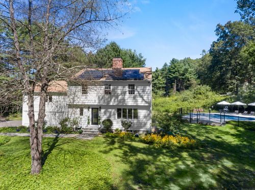 15 Limekiln Rd, Redding, CT, 06896-1305 | Card Image