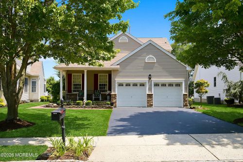 12 Barberry Dr, Asbury Park, NJ, 07712-8550 | Card Image