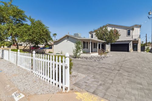 a-902 W Hazelwood St, Phoenix, AZ, 85013-2688 | Card Image
