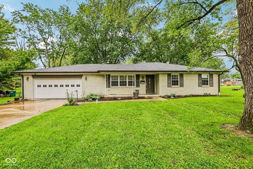 9565 Edgewater Ct, Brownsburg, IN, 46112-8671 | Card Image