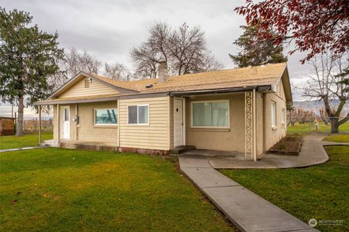 61203 W Roza Road, Benton City, WA, 99320 | Card Image