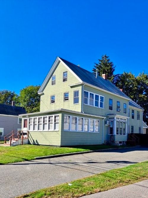 1042 Washington St, Abington, MA, 02351-2026 | Card Image