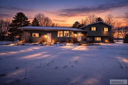 2320 W 33rd N, Idaho Falls, ID, 83402-5374 | Card Image