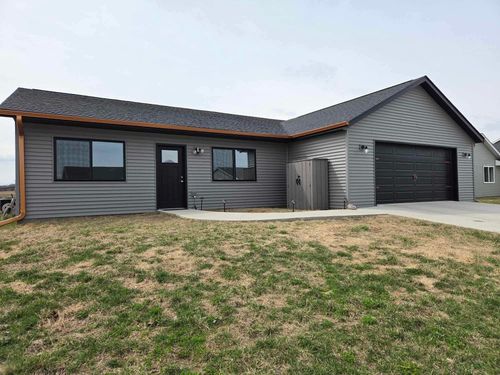 1942 Brownell St, Saint Charles, MN, 55972-5003 | Card Image