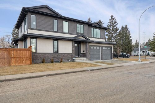 5103 18 Avenue Nw, Home with 5 bedrooms, 3 bathrooms and 4 parking in Calgary AB | Card Image